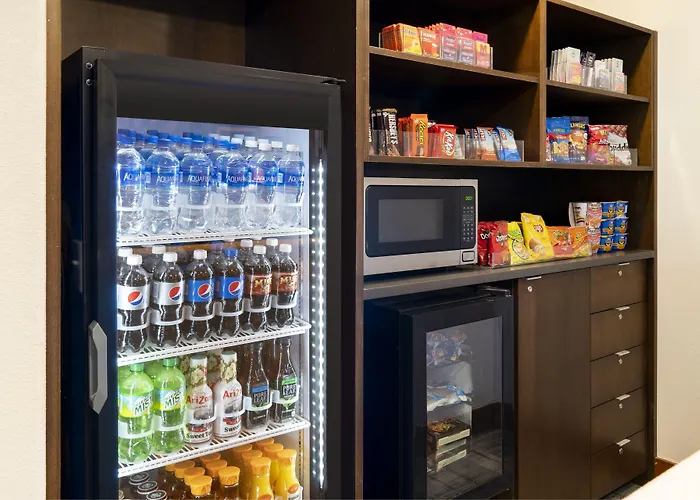 Four Points By Sheraton Airport Hotel