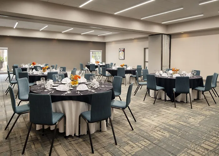 Four Points By Sheraton Airport Hotel Tucson